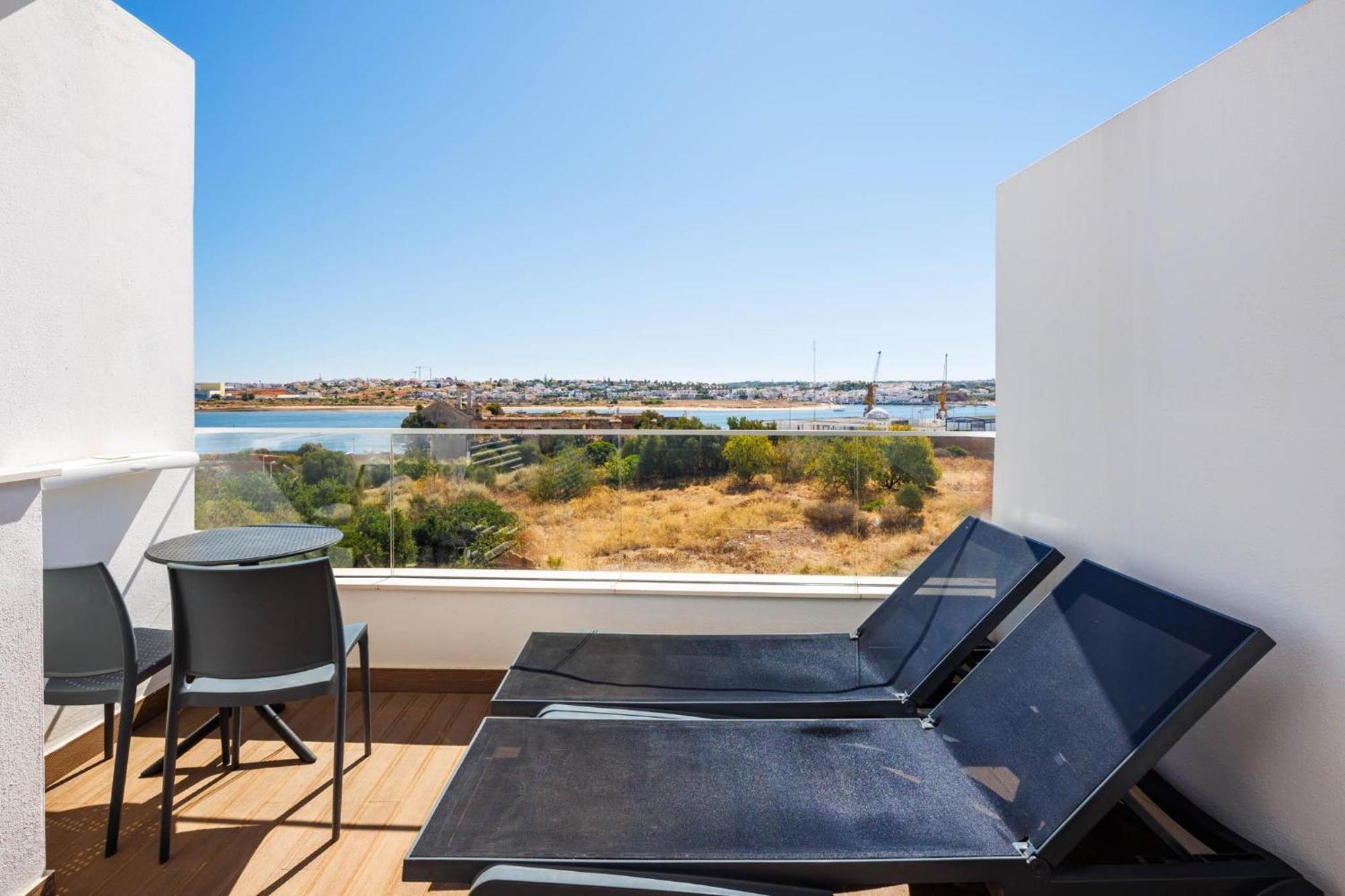 Jupiter Marina Hotel - Couples & Spa (Adults Only) Portimao Bagian luar foto
